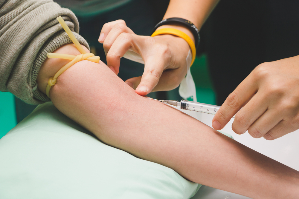 The phlebotomist’s guide to a less painful blood draw